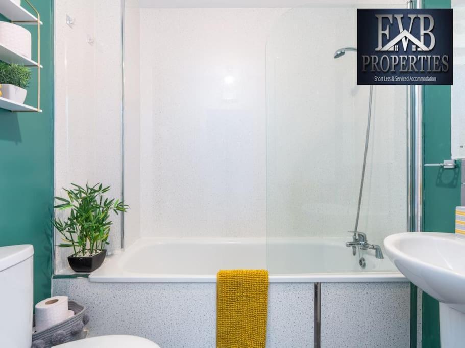Charming Cosy Getaway Ideal For Leisure & Business Southampton Zewnętrze zdjęcie
