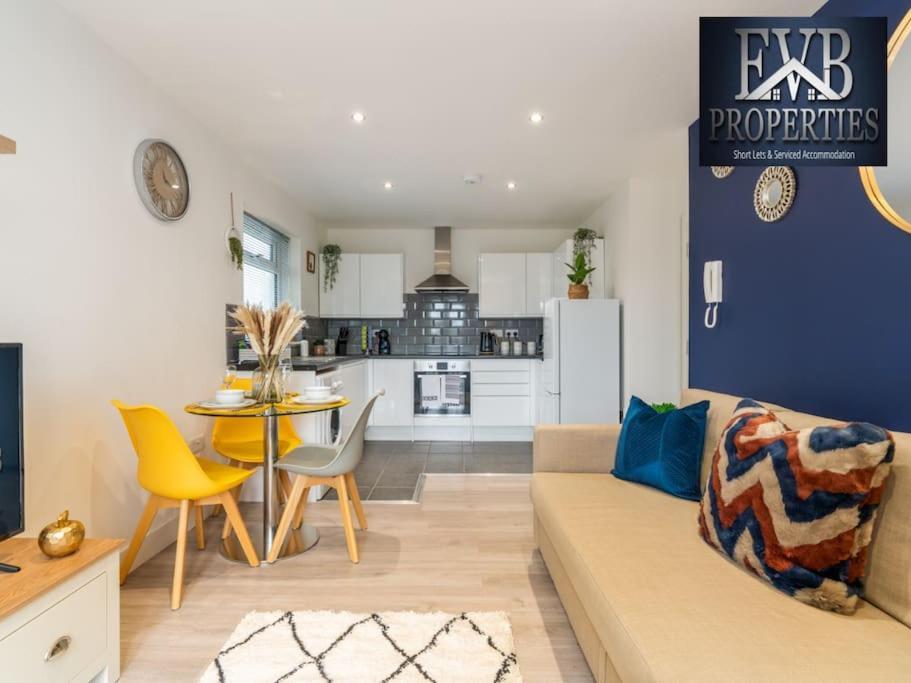 Charming Cosy Getaway Ideal For Leisure & Business Southampton Zewnętrze zdjęcie